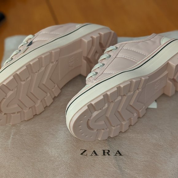 Toddler sneakers - Picture 3 of 4